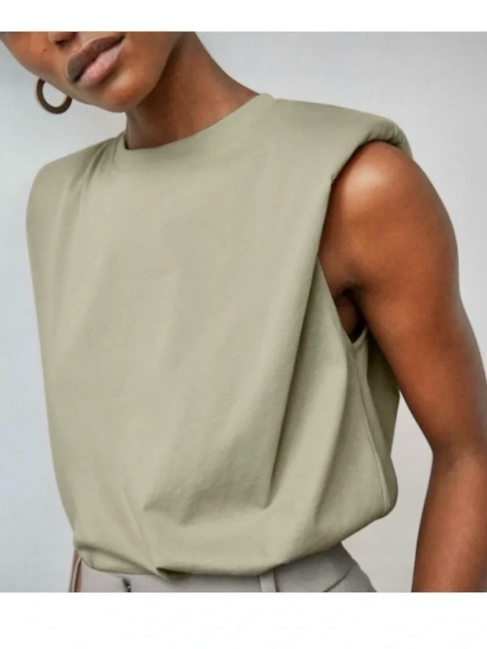 NWT Aritzia Babaton Shoulder Pad 100% Cotton Jersey Tee
